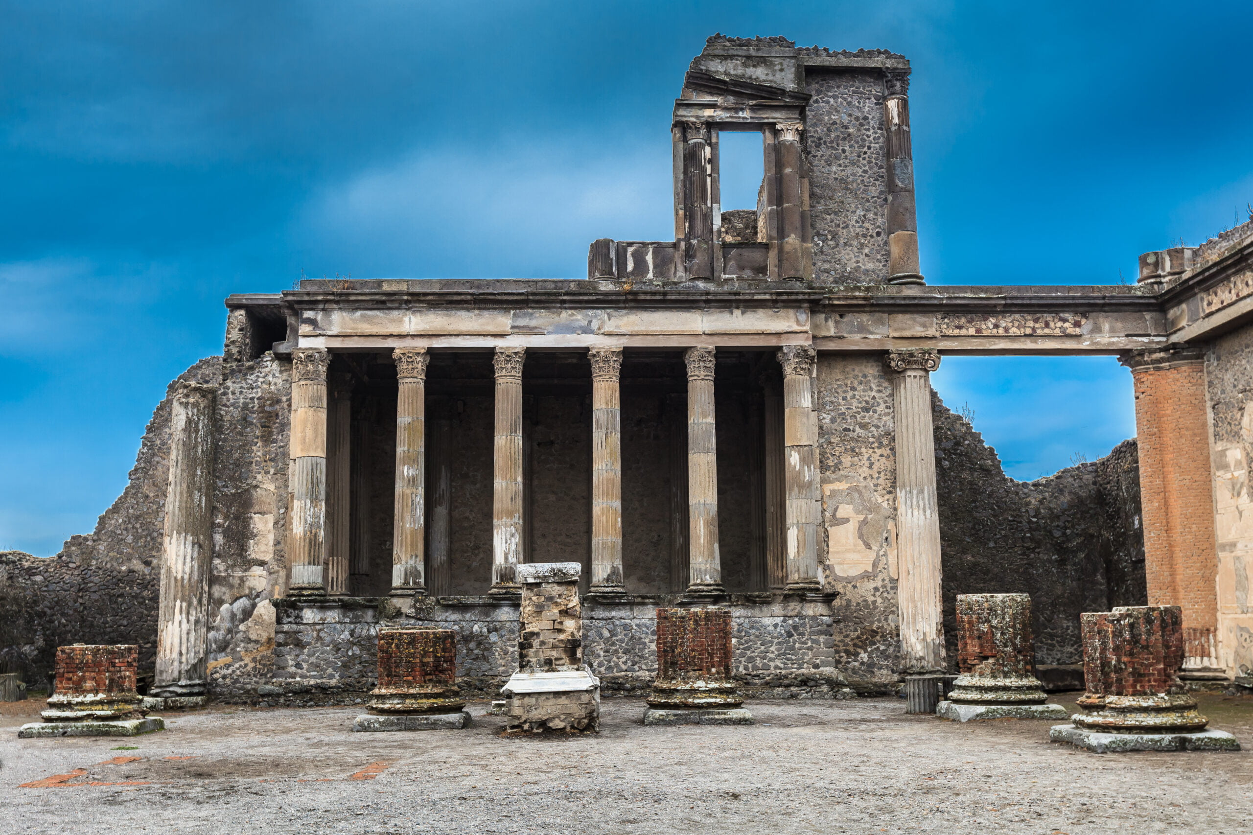 highlight explore pompeii small group